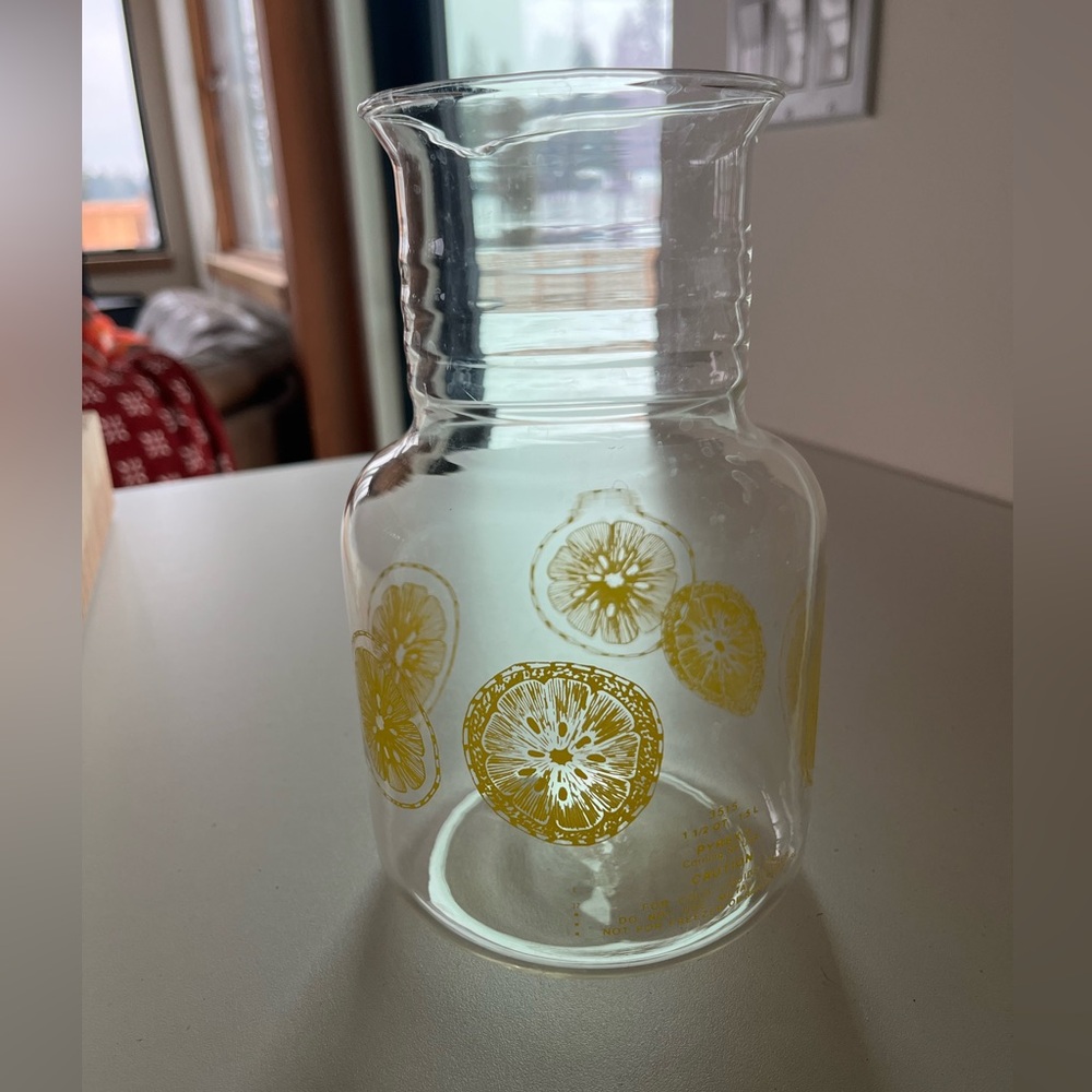 Vintage Pyrex Lemon Print Glass Vase